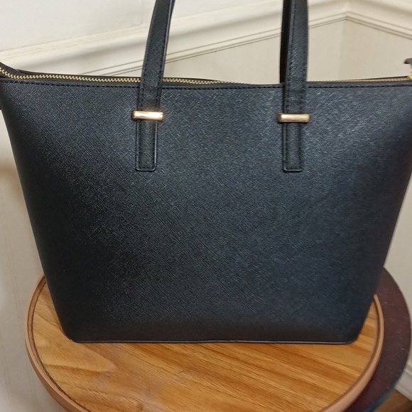 24oz Kate Spade black leather satchel with out shoulder strap - Picture 6 of 11